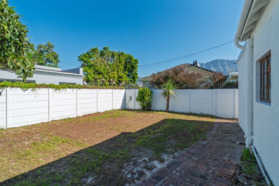 4 Bedroom Property for Sale in Claremont Western Cape